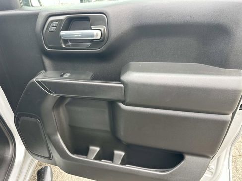 Used 2022 Chevrolet Silverado 1500 Custom image 27