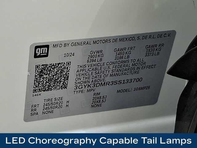 Used 2025 Cadillac Optiq Luxury 2 w/ LPO, Floor Liner Package AWD/4WD image 30