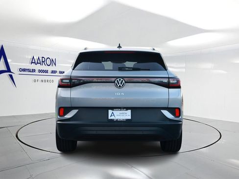 Used 2023 Volkswagen ID.4 Pro RWD image 3