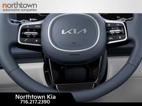 New 2026 Kia Carnival SX image 23