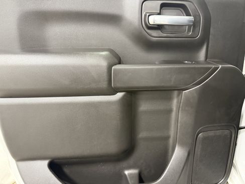 Used 2022 Chevrolet Silverado 1500 Custom image 13