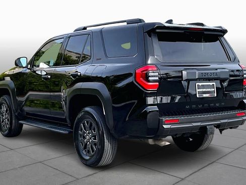 Used 2025 Toyota 4Runner SR5 image 11