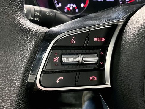 Used 2021 Kia Forte LXS image 11