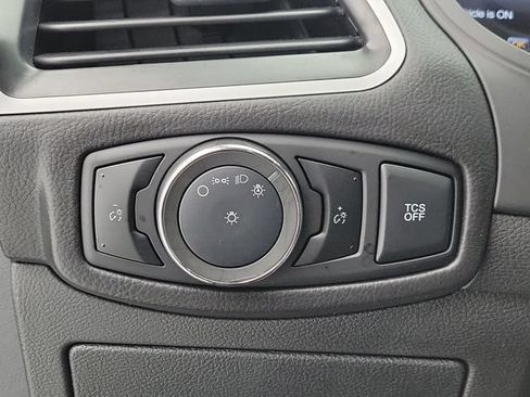 Used 2024 Ford Edge SE w/ Black Appearance Package AWD/4WD image 31