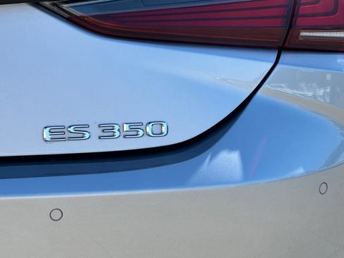 Used 2025 Lexus ES 350 w/ Premium Package FWD image 30