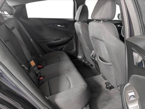 Used 2023 Chevrolet Malibu LT FWD image 16