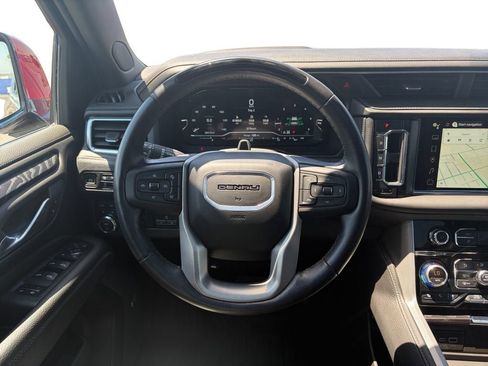 Certified 2024 GMC Yukon Denali w/ Denali Reserve Package AWD/4WD image 13
