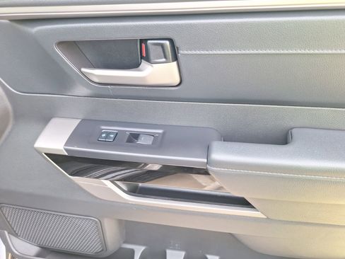 Used 2024 Toyota Tundra Limited image 37