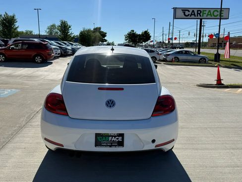 Used 2014 Volkswagen Beetle 2.5 FWD image 10