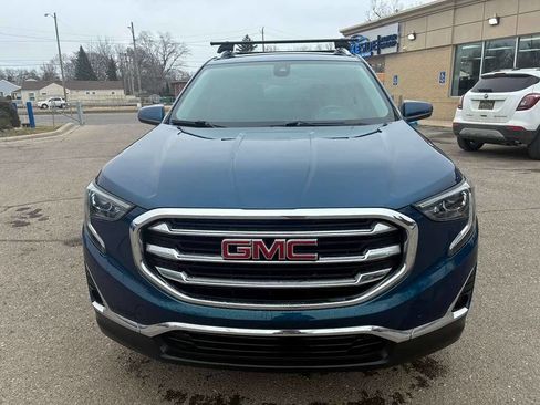 Used 2020 GMC Terrain SLT image 2