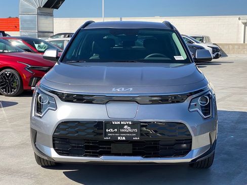 New 2026 Kia Niro Wind FWD image 9