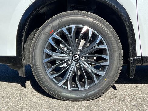 New 2026 Nissan Rogue Platinum w/ Platinum Premium Package AWD/4WD image 5