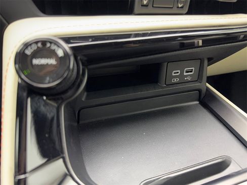 Used 2024 Lexus NX 250 FWD image 65