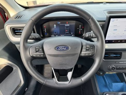 Used 2025 Ford Maverick XLT w/ Equipment Group 301A AWD/4WD image 21