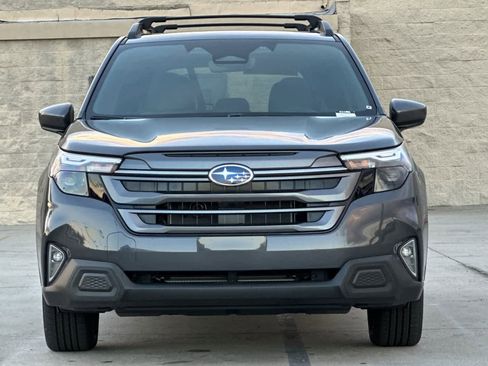 New 2025 Subaru Forester Premium image 8