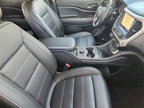 Used 2023 GMC Acadia Denali w/ Denali Ultimate Package image 14