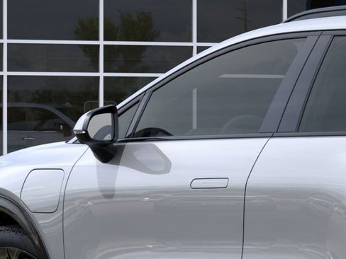 New 2025 Chevrolet Equinox EV RS image 33