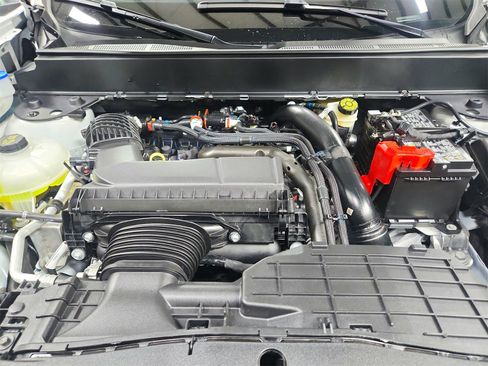 Used 2025 Ford Maverick Tremor image 17