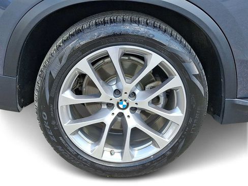 Used 2019 BMW X5 xDrive40i w/ Luxury Seating Package AWD/4WD image 7
