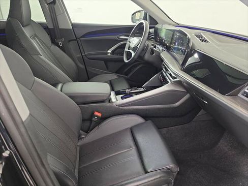 Certified 2025 Audi Q5 Premium Plus AWD/4WD image 45
