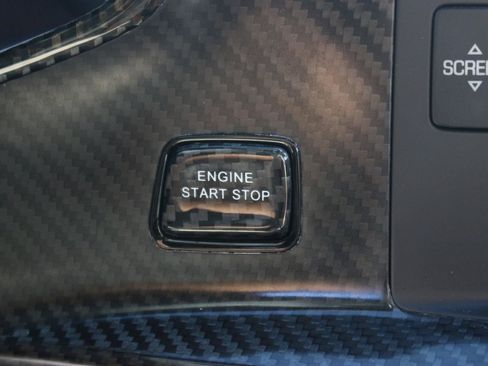 Used 2019 Chevrolet Corvette Z06 RWD image 32