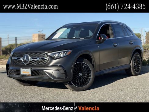 Used 2026 Mercedes-Benz GLC 300 image 1