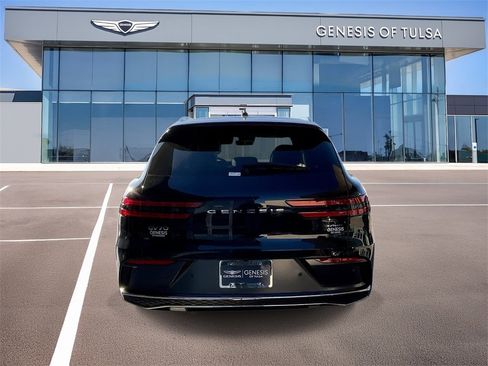 Used 2026 Genesis GV70 2.5T Advanced image 7