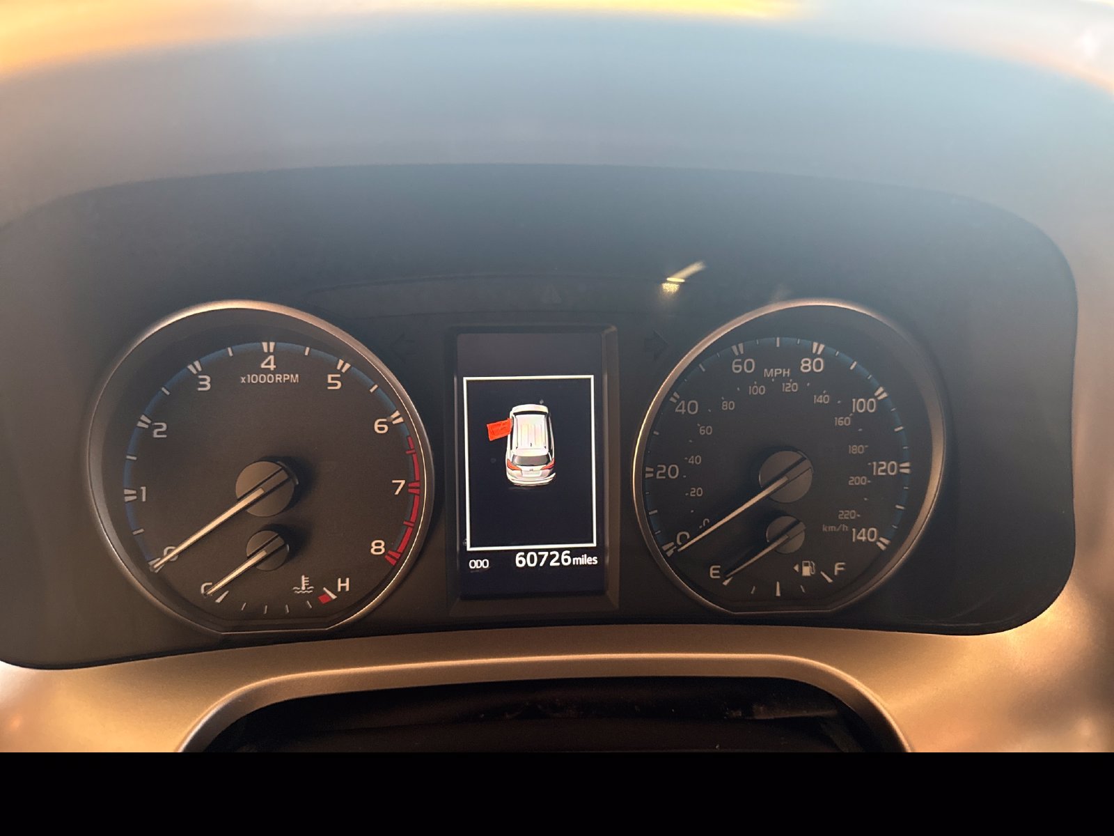 Used 2018 Toyota RAV4 XLE w/ Plus Extra Value Package AWD/4WD image 16