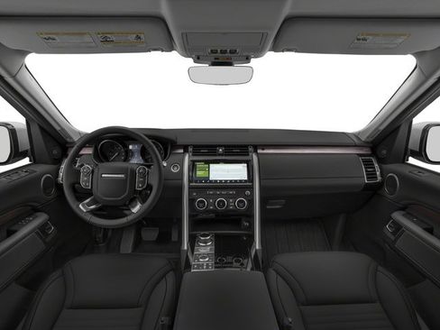 Used 2017 Land Rover Discovery HSE AWD/4WD image 8