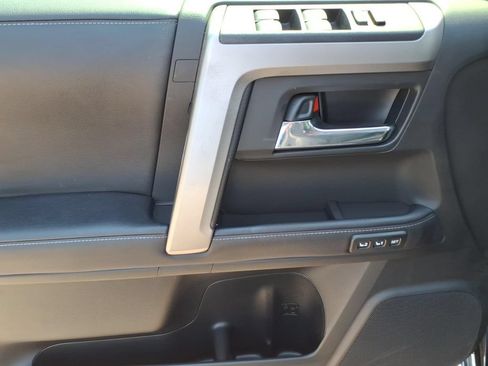 Used 2023 Toyota 4Runner Limited AWD/4WD image 16