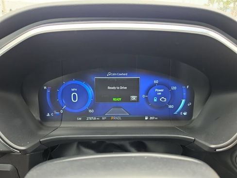 Used 2022 Ford Escape Titanium w/ Titanium Elite Package FWD image 22