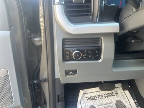 New 2026 Ford F250 XLT w/ XLT Premium Package RWD image 18