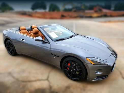 Used 2011 Maserati GranTurismo Convertible RWD image 27