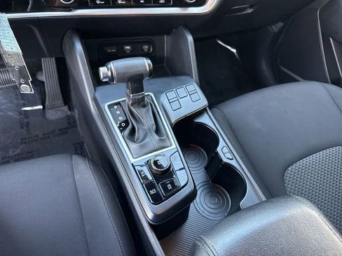 Used 2023 Kia Sportage LX FWD image 21