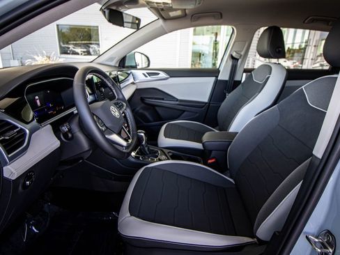 New 2026 Volkswagen Taos SE AWD/4WD image 25