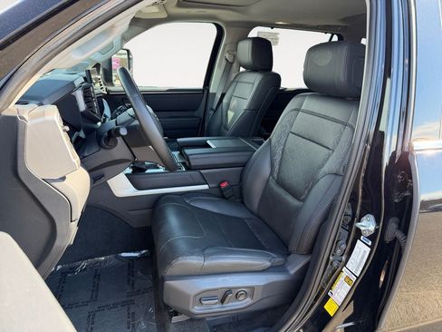 Used 2023 Toyota Sequoia Limited w/ Tow Technology Package AWD/4WD image 6