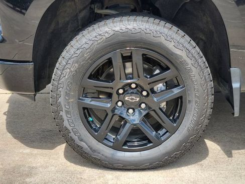 Used 2023 Chevrolet Silverado 1500 LT Trail Boss w/ Protection Package AWD/4WD image 11
