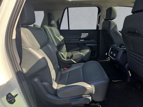 Used 2025 Ford Expedition Max Active image 24