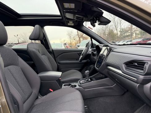 Certified 2025 Subaru Forester Premium image 17