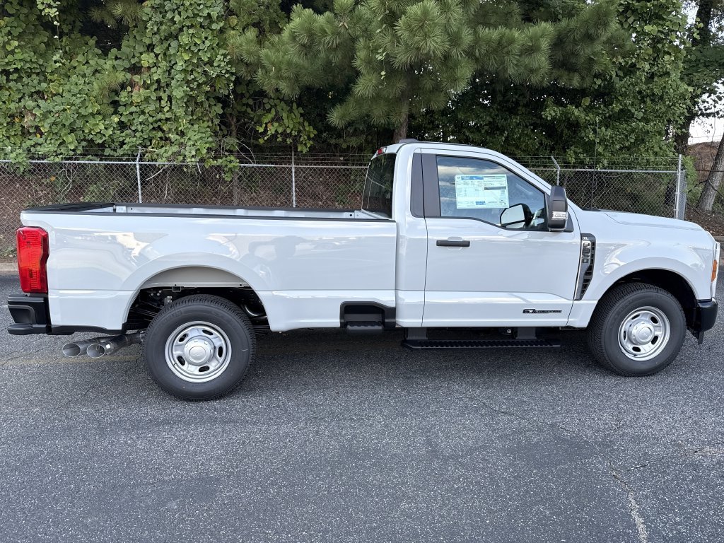 New 2026 Ford F350 XL RWD image 8