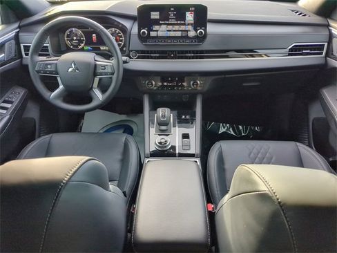 New 2025 Mitsubishi Outlander SEL Black Edition image 16