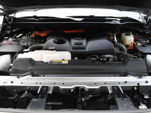 Certified 2025 Toyota Sequoia Platinum w/ Tow Technology Package image 31