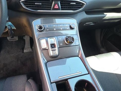 Used 2023 Hyundai Santa Fe SE image 18