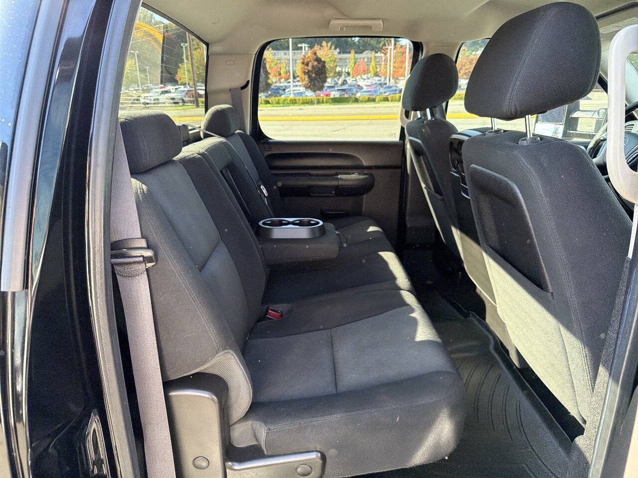 Used 2014 GMC Sierra 2500 SLE w/ SLE Preferred Package AWD/4WD image 23