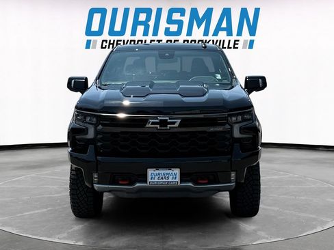 Used 2024 Chevrolet Silverado 1500 ZR2 AWD/4WD image 8