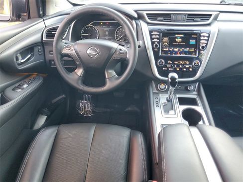Used 2019 Nissan Murano SL image 16