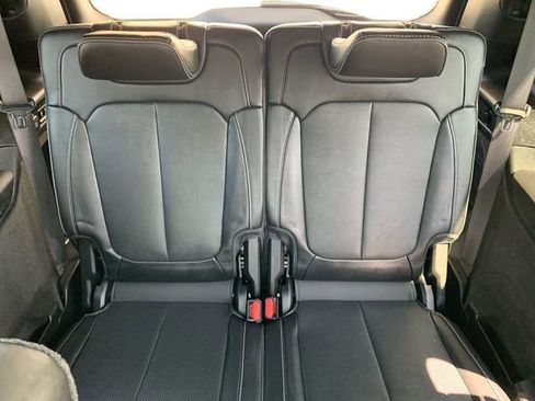 Used 2022 Jeep Grand Cherokee L Overland w/ Luxury Tech Group IV image 20