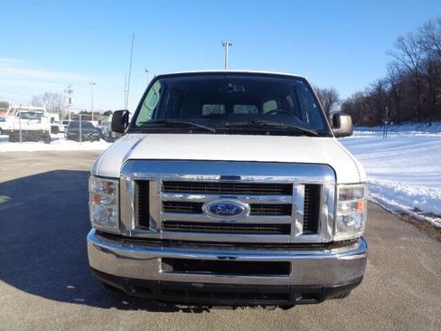 Used 2013 Ford E-350 and Econoline 350 XLT image 11