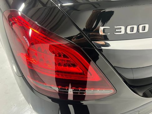 Used 2020 Mercedes-Benz C 300 4MATIC Sedan image 11