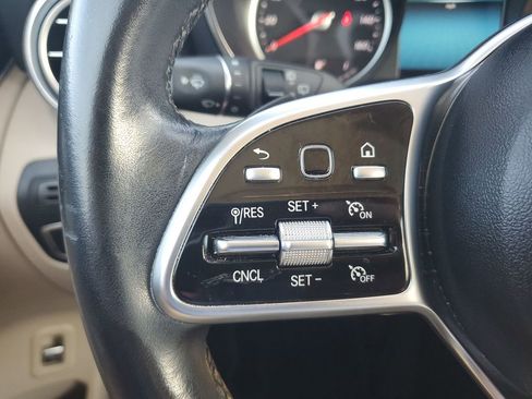 Used 2021 Mercedes-Benz GLC 300 image 35